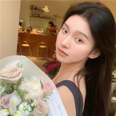 他的模样
